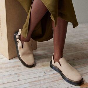 Dr. Martens Cream suede Carlson Slingback Mules size 9